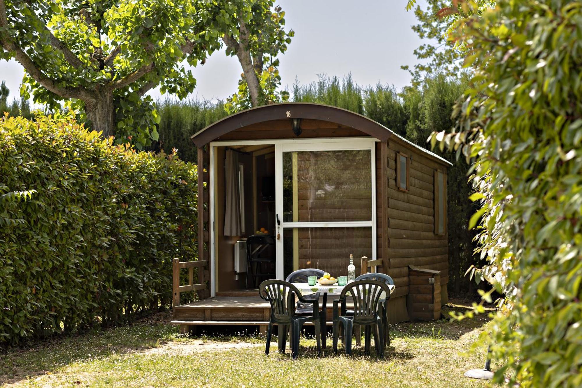 Bungalows - Càmping El Solsonès Solsona Exterior foto